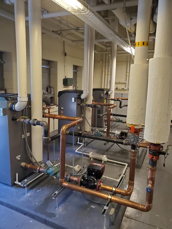 120369897_3719131924772028_160325003562380161_n AC Installation